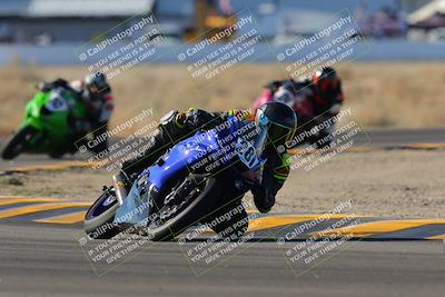 media/Oct-29-2022-CVMA (Sat) [[14c0aa3b66]]/Race 8 Supersport Middleweight/Folder 1/